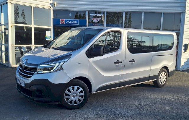 RENAULT TRAFIC COMBI