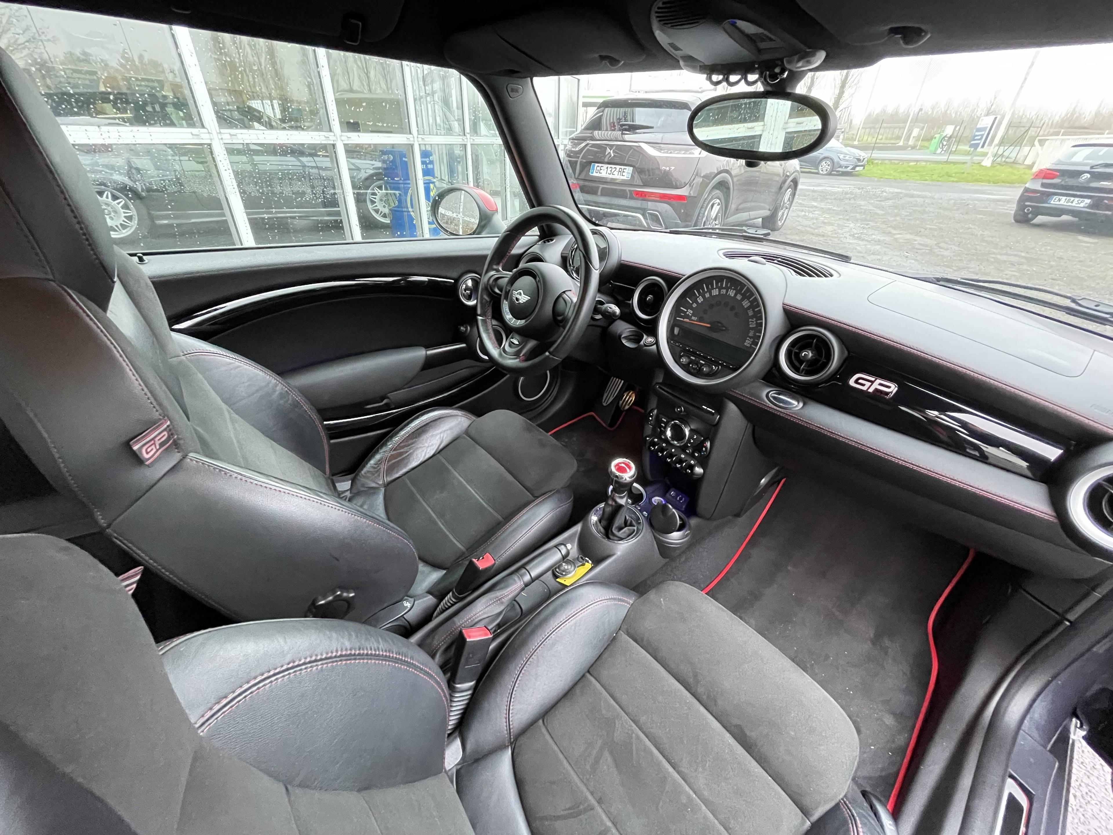 MINI