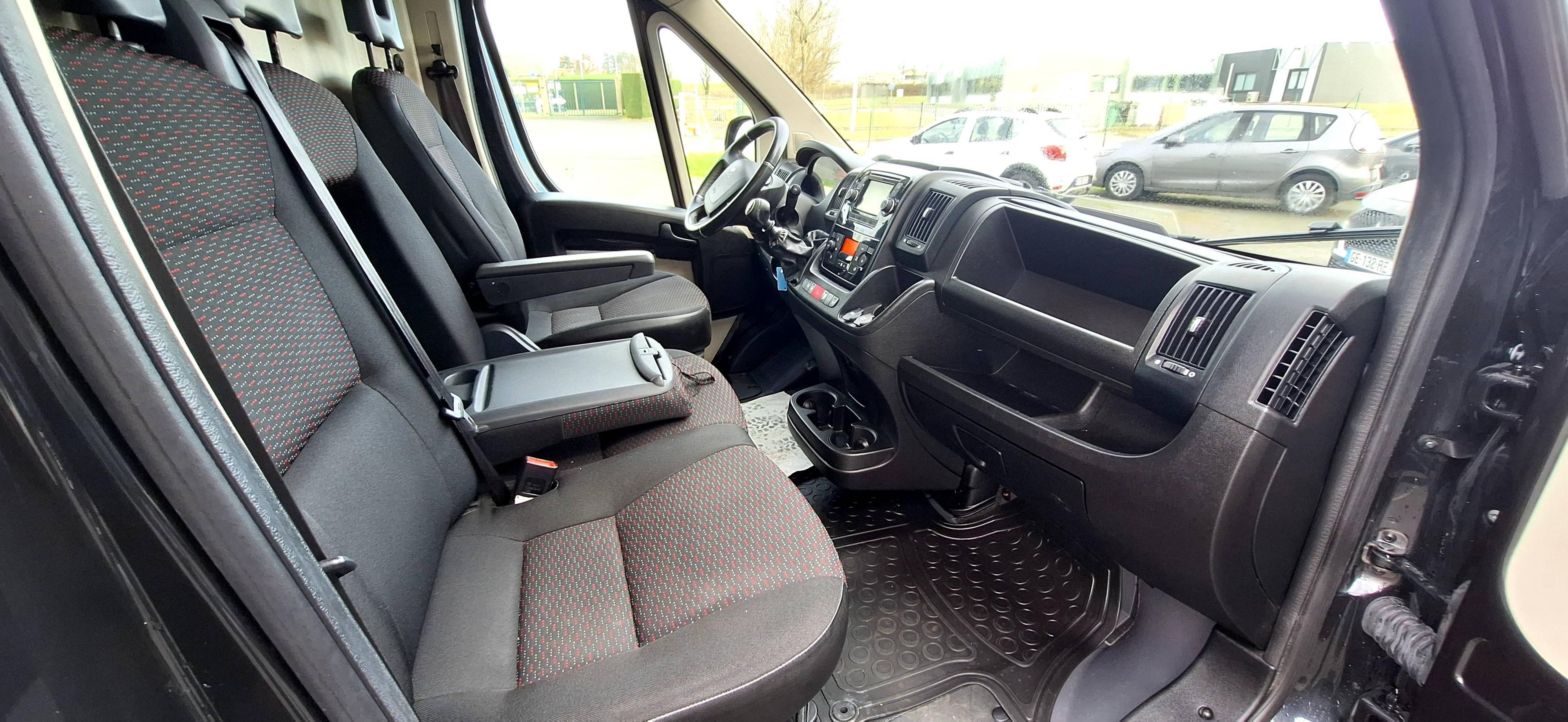 PEUGEOT BOXER