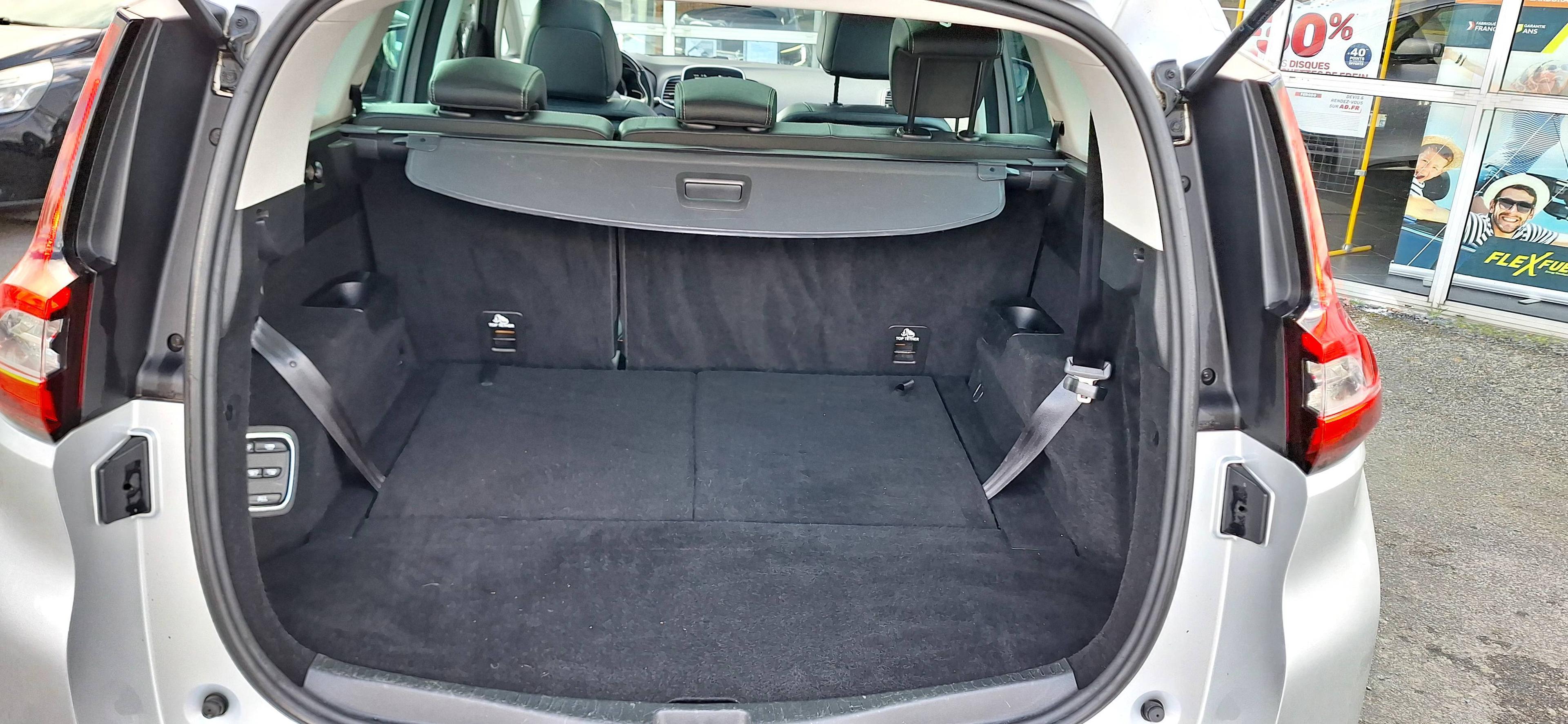 RENAULT GRAND SCENIC