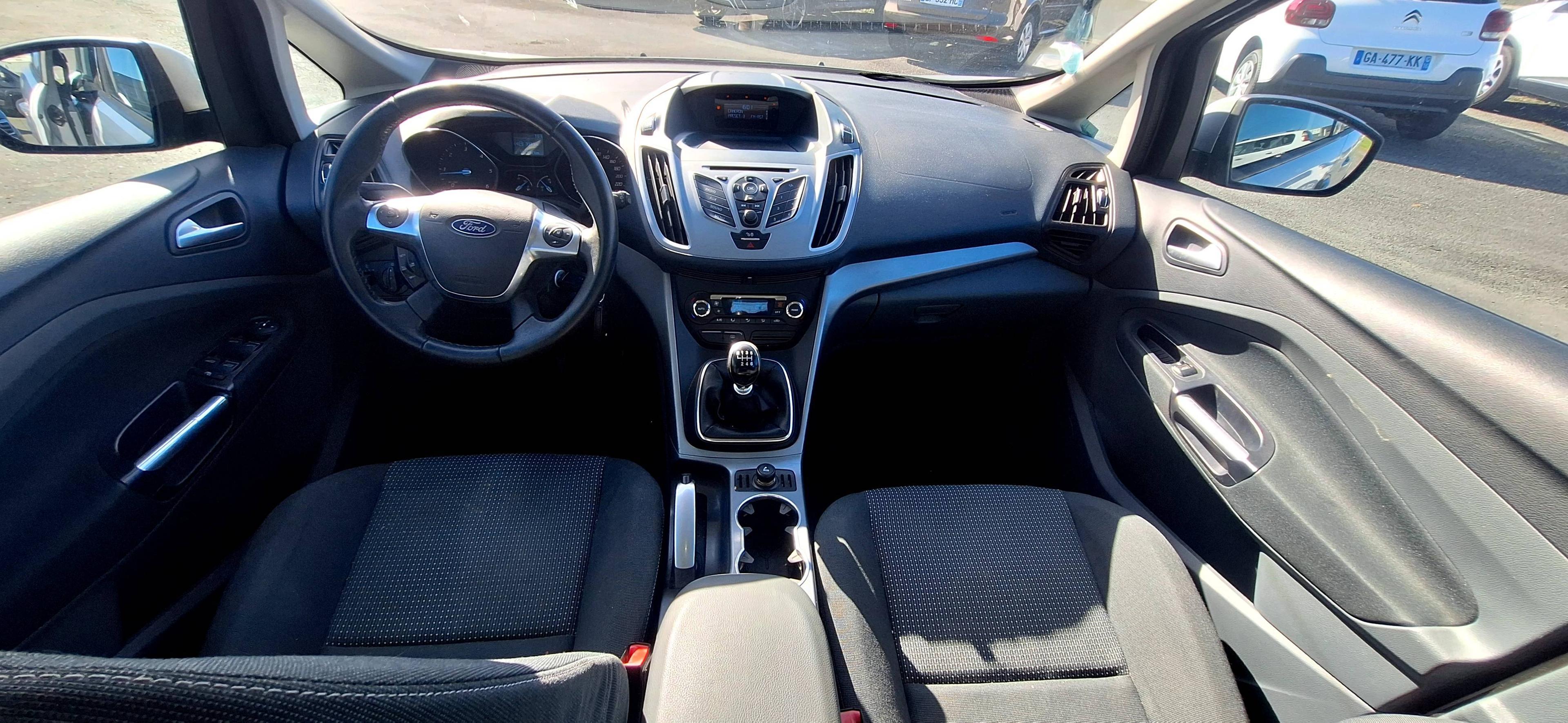 RENAULT TRAFIC COMBI