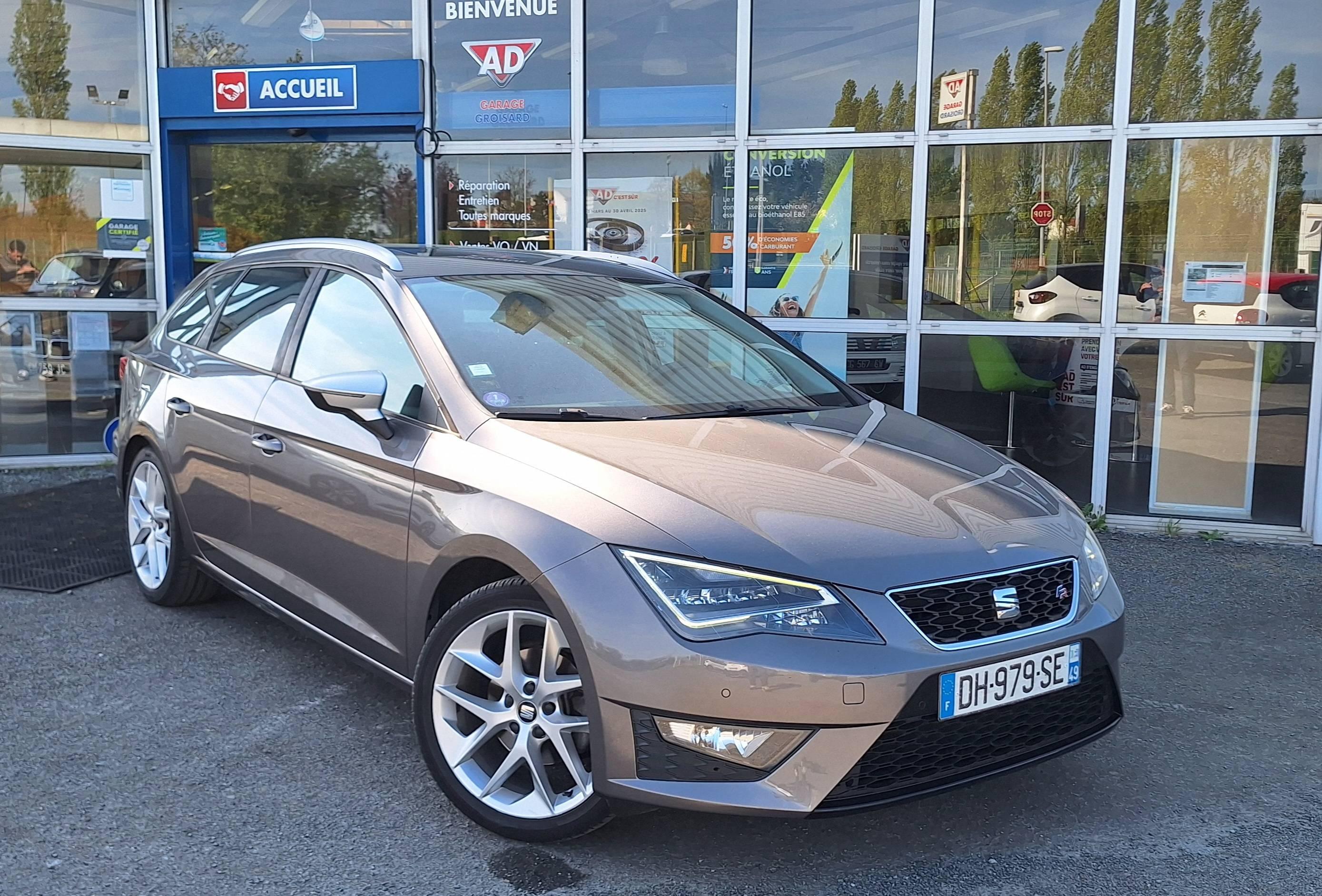 SEAT LEON