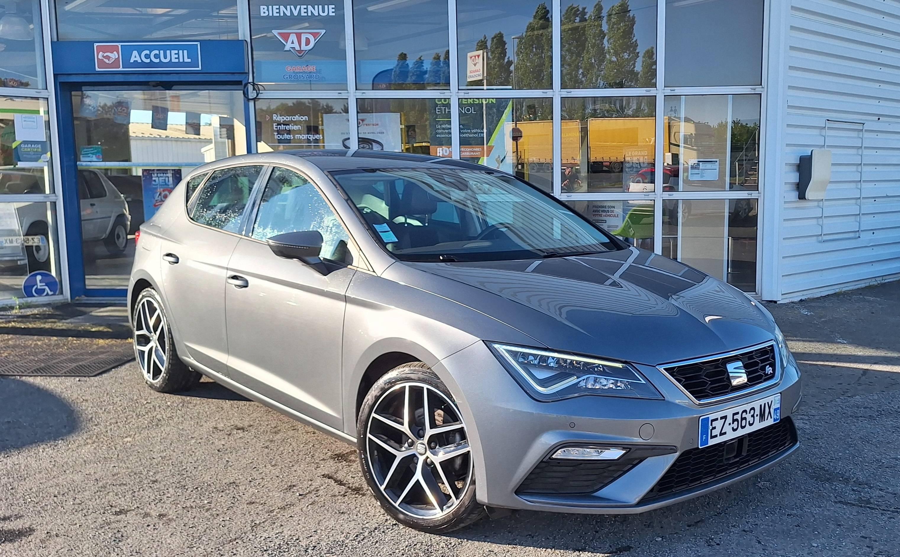 SEAT LEON