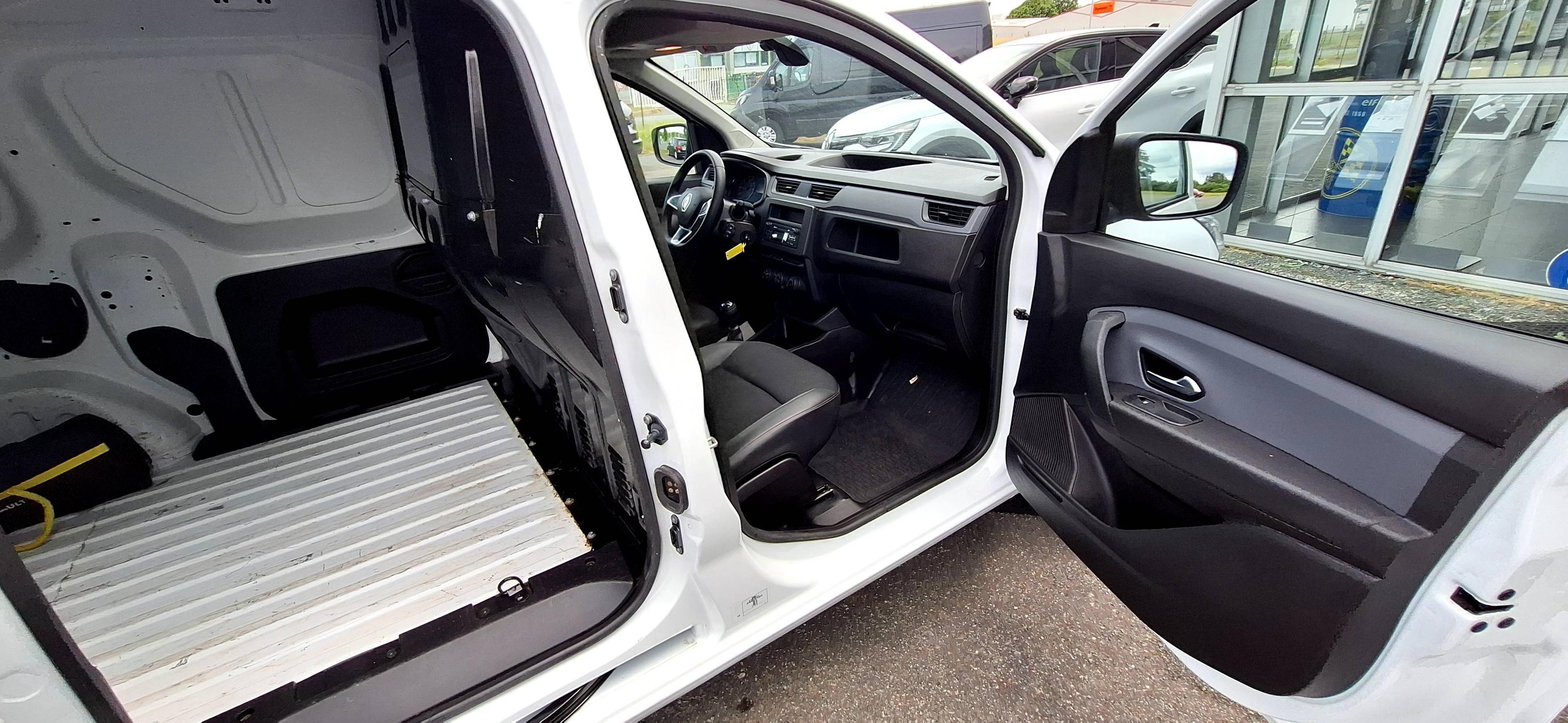 RENAULT KANGOO VAN