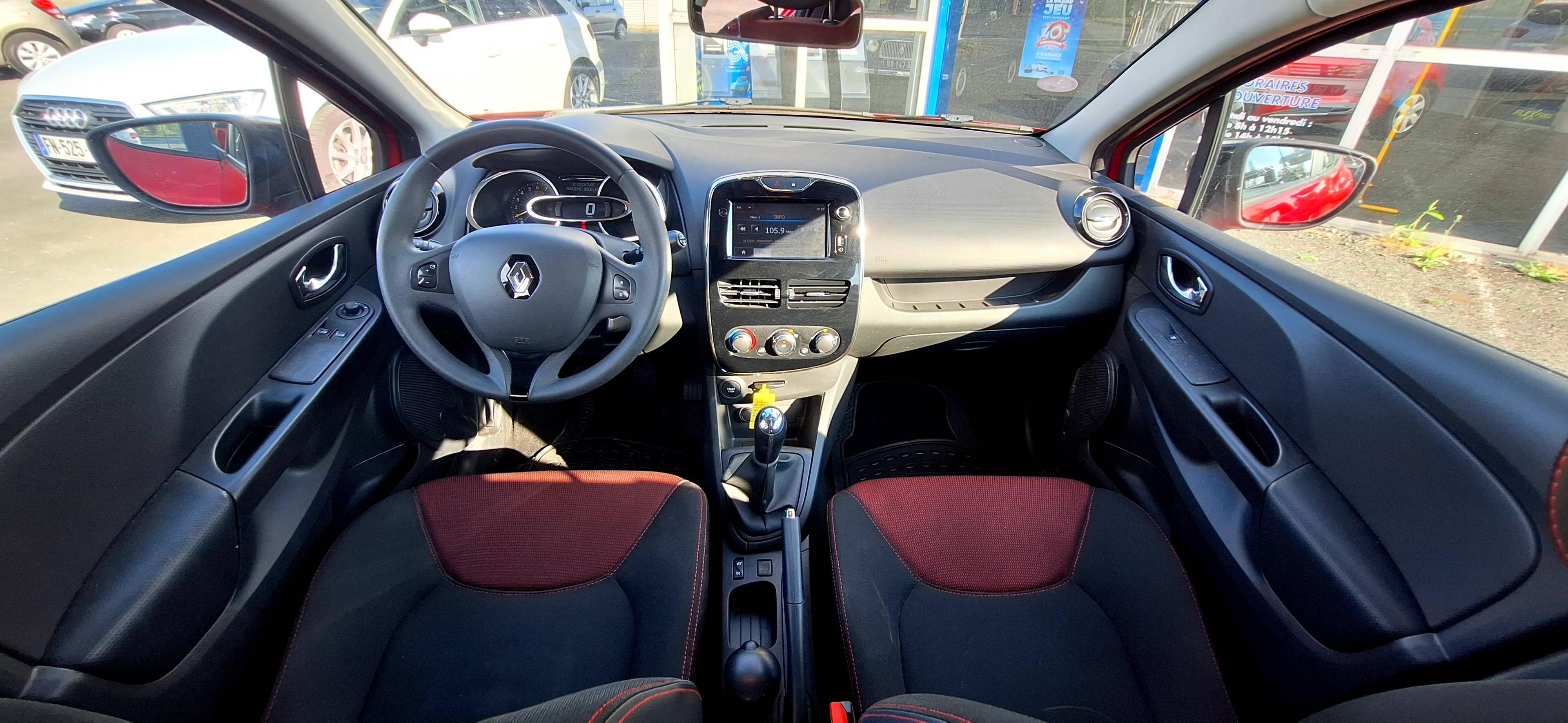 RENAULT CLIO