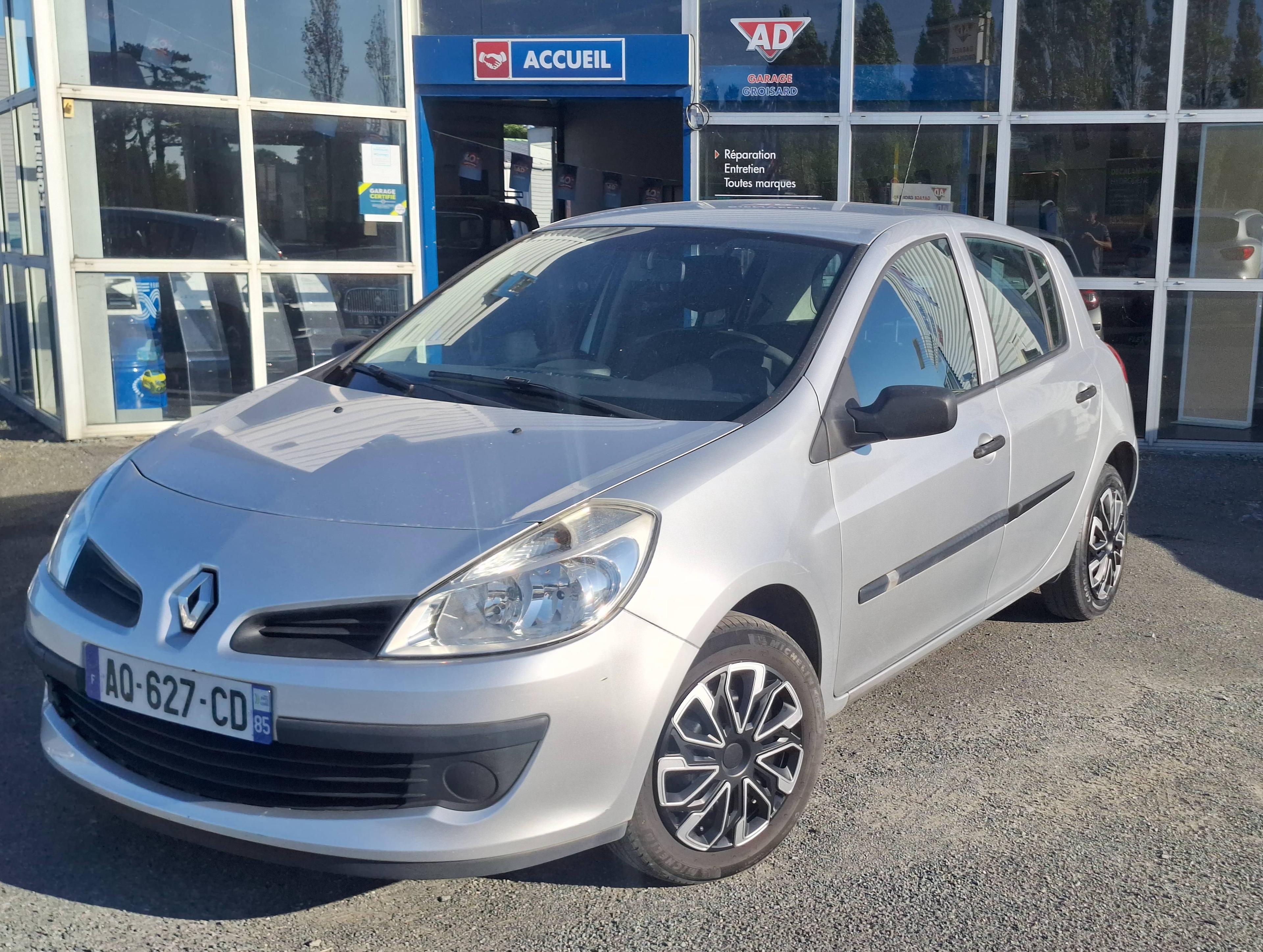 RENAULT CLIO
