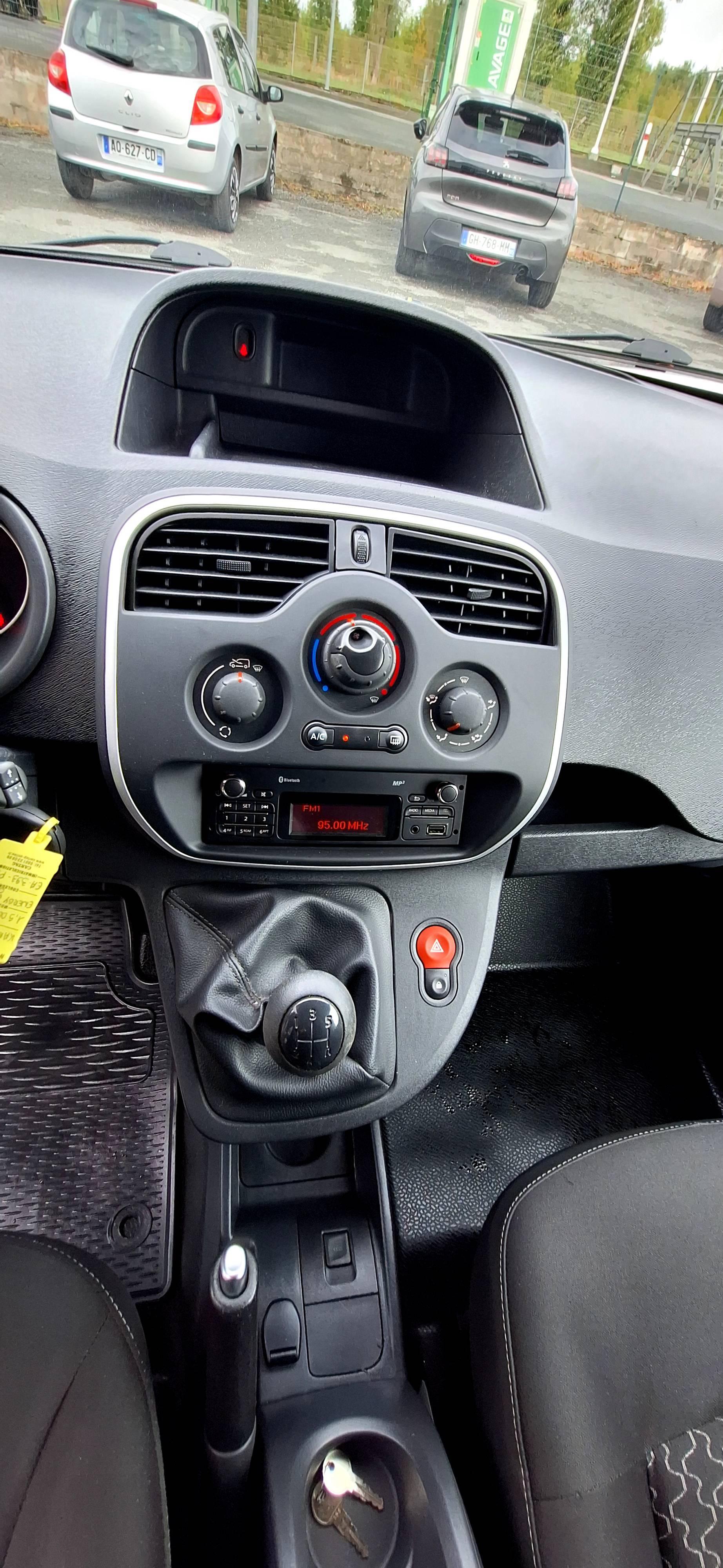 RENAULT KANGOO