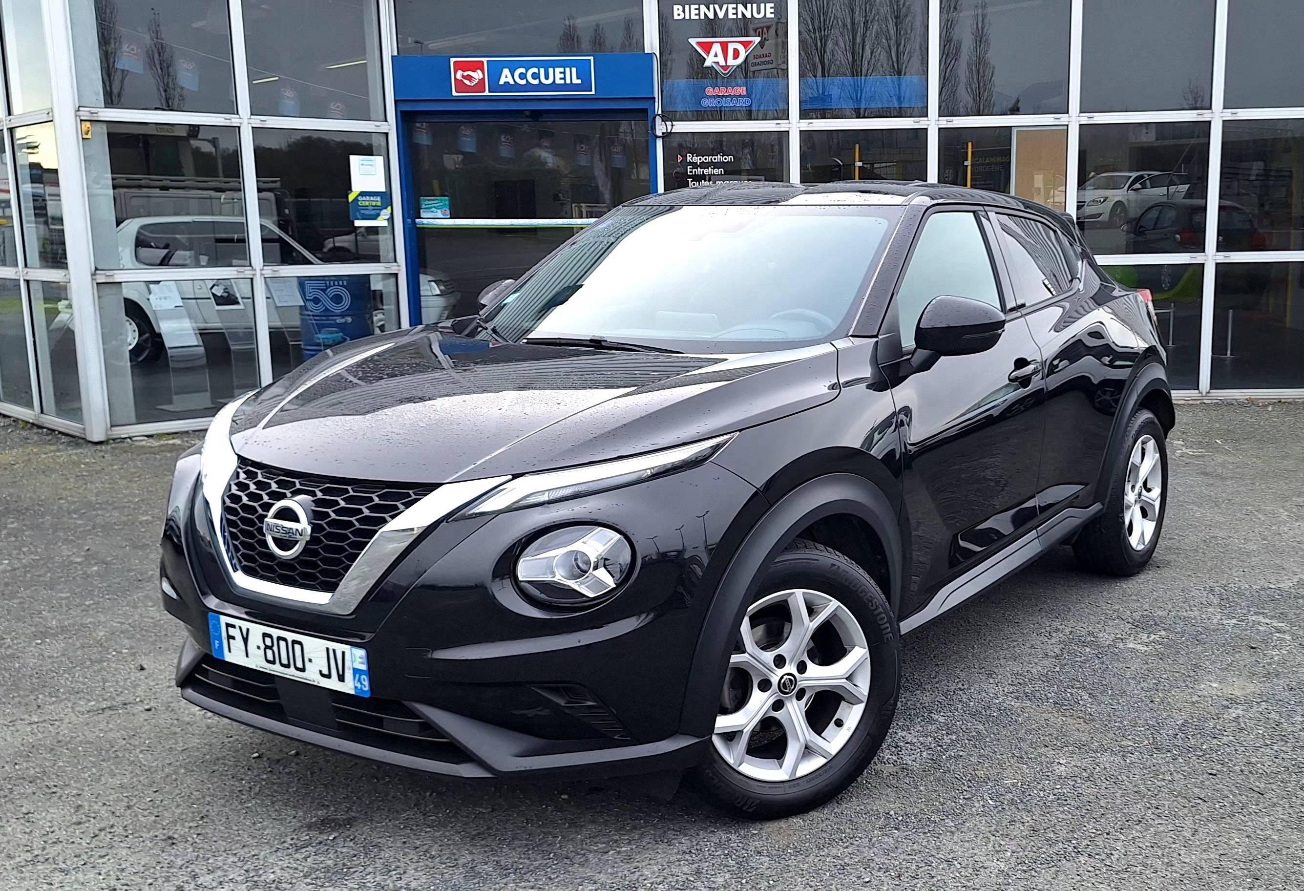 NISSAN JUKE