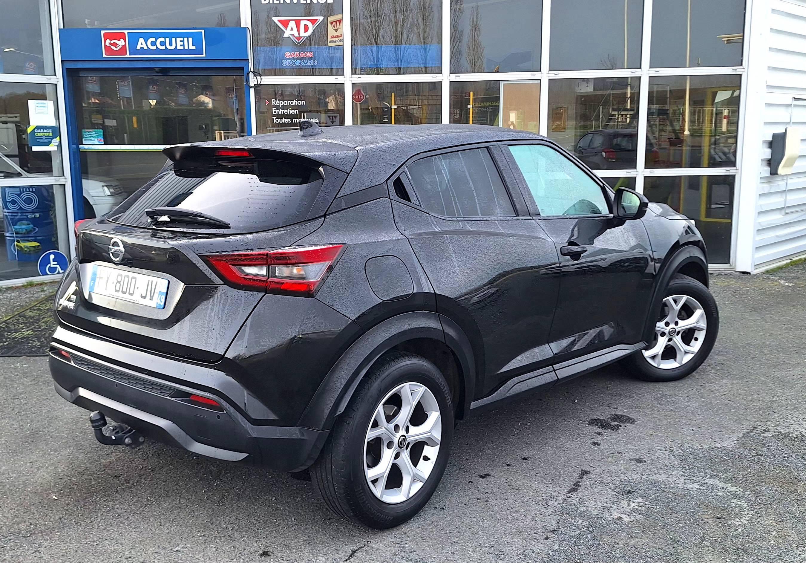 NISSAN JUKE