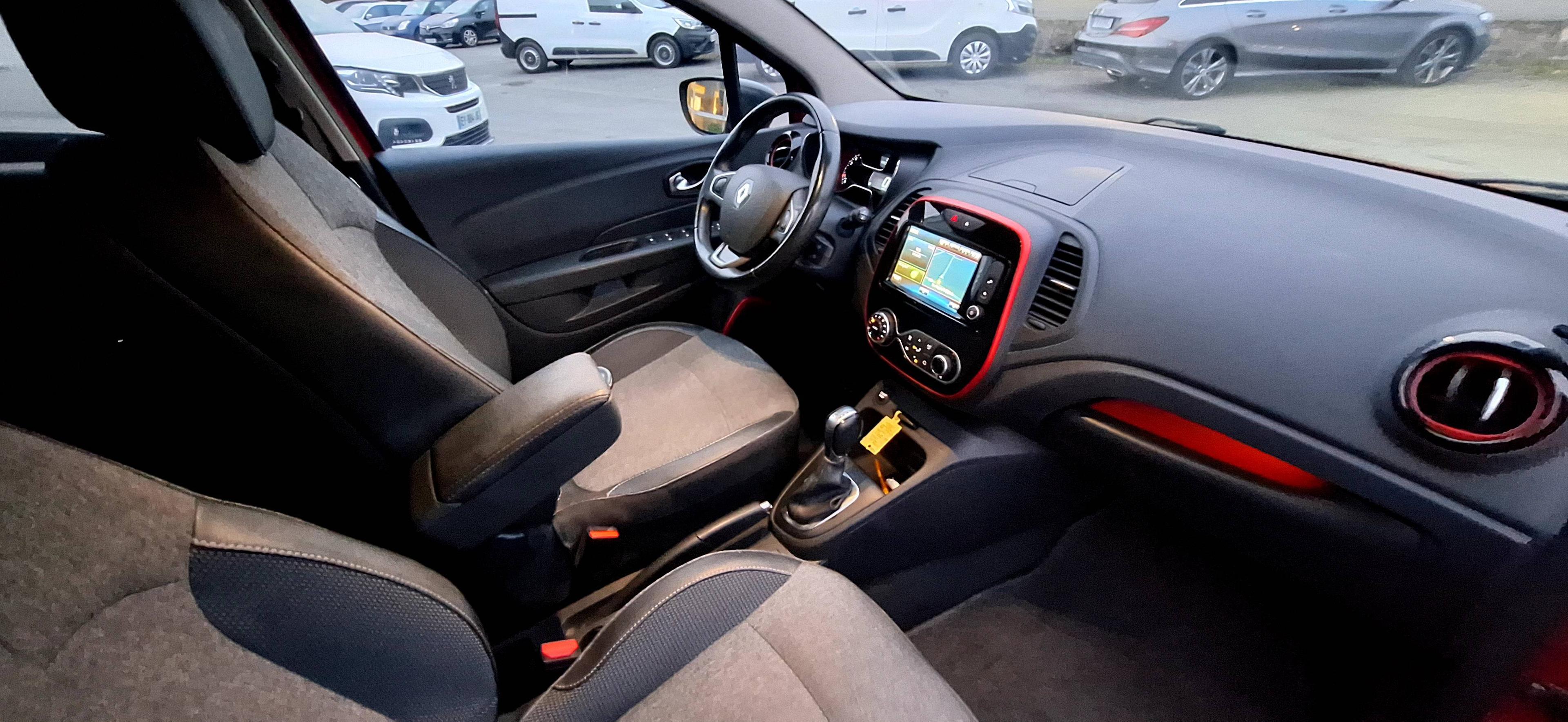 RENAULT CAPTUR