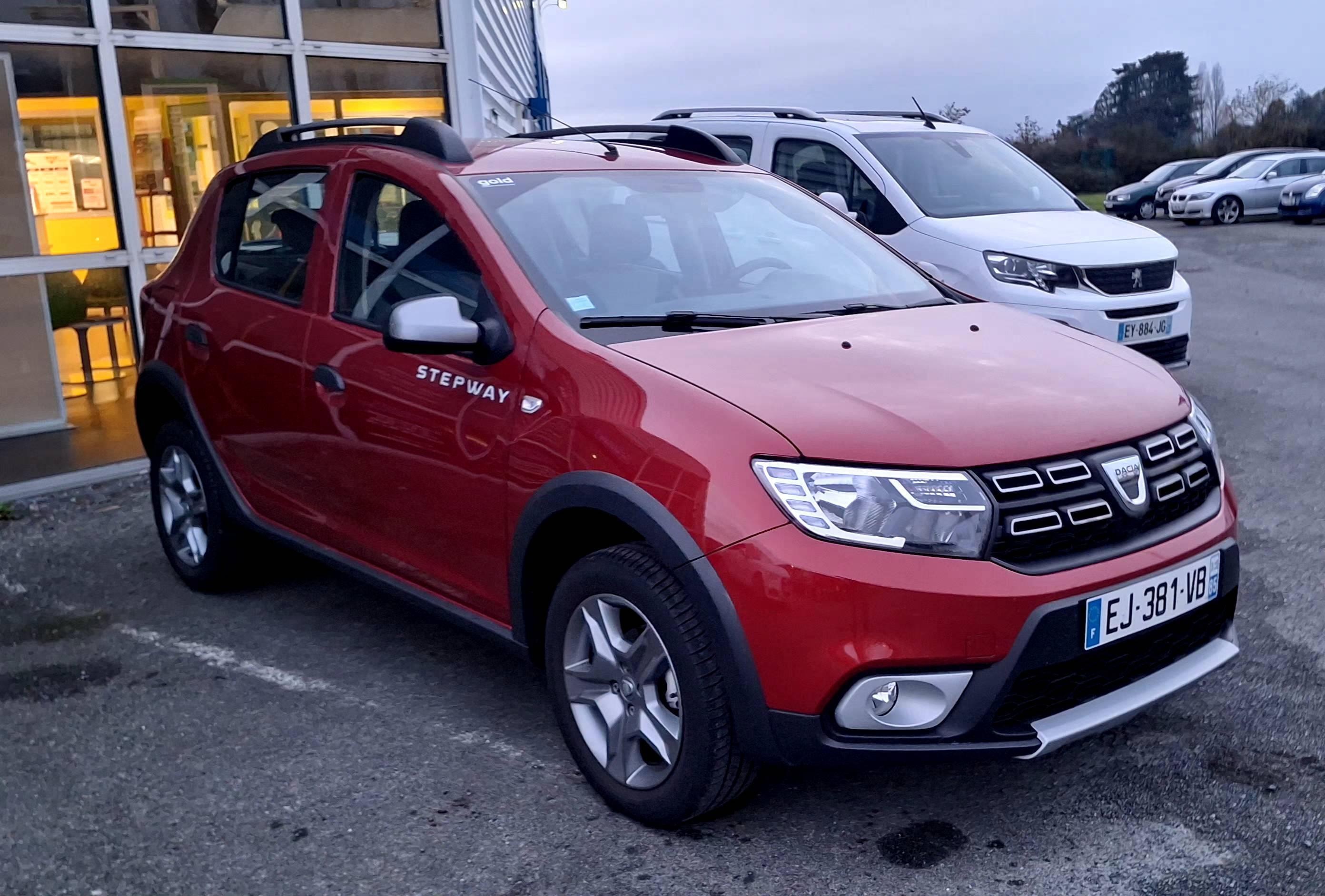 DACIA SANDERO