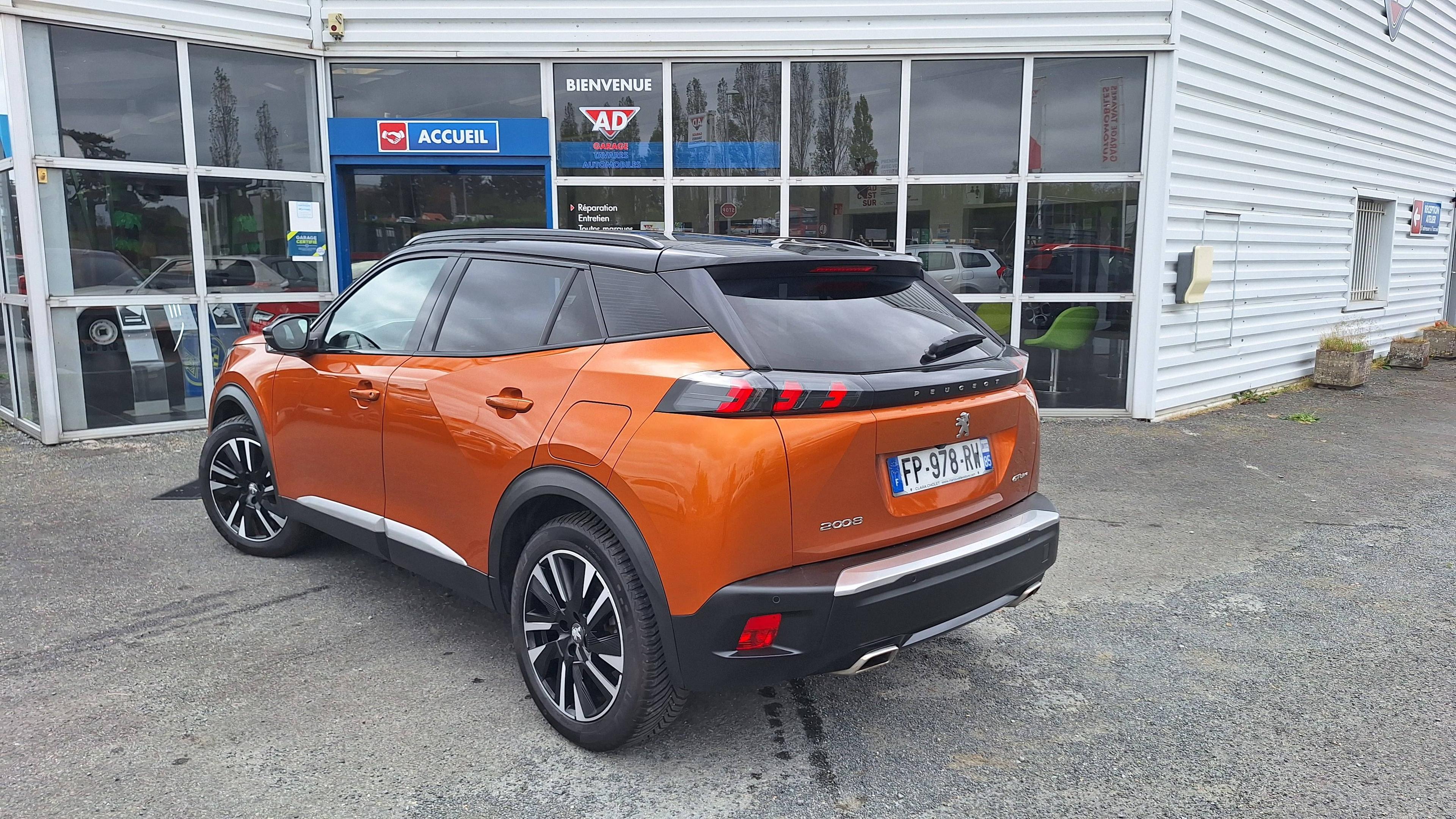 PEUGEOT 2008